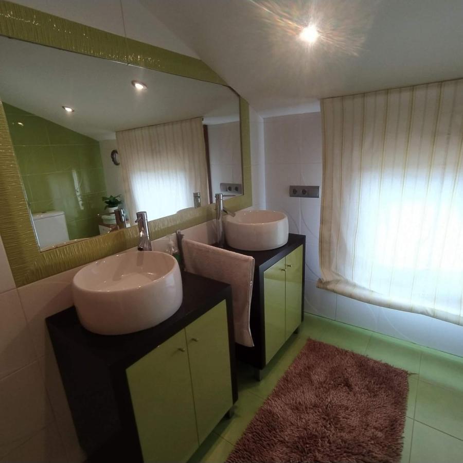 A De Bego Apartment Mougas ภายนอก รูปภาพ